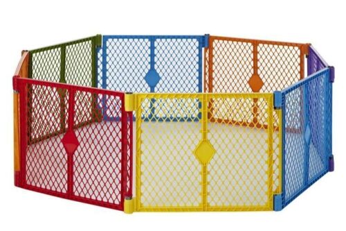 Toddleroo by North States Superyard Colorplay 8 Panel Freestanding Gate - Lot 618