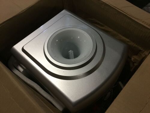 Top Loading Water Dispenser With Built-In Ice Maker Machine - Lot 128