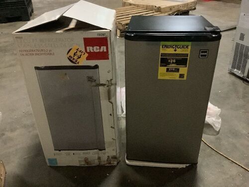 RCA 3.2 Cu Ft Stainless Steel Mini Refrigerator - Dented, Hinges Bent but Door Seals Shut - Lot 84