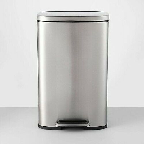 45L Rectangular Step Trash Can Silver - Lot 129