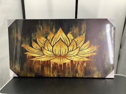 Home Decor Wall Art, Appears New - Lot 204