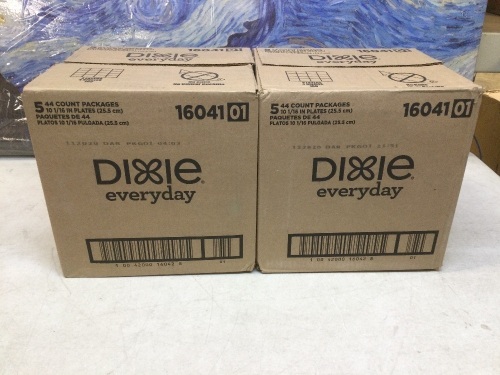 Lot of (2) Dixie Disposable Dinner Size Plates, 5 Packs of 44 - New/Unopened - Lot 217