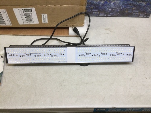 Mars Hydro SP150 LED Grow Light for 2x2 Coverage - Appears New, Tested/Works - Lot 351