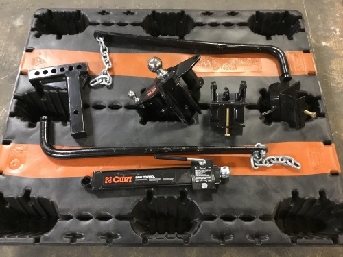 Curt Trailer Hitch and Sway Control - E-Comm Return - Lot 541