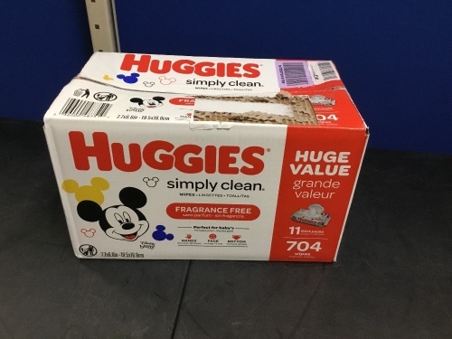 Huggies Simply Clean Baby Wipes, 11 Packs of 64 Wipes - Appears New  - Lot 585