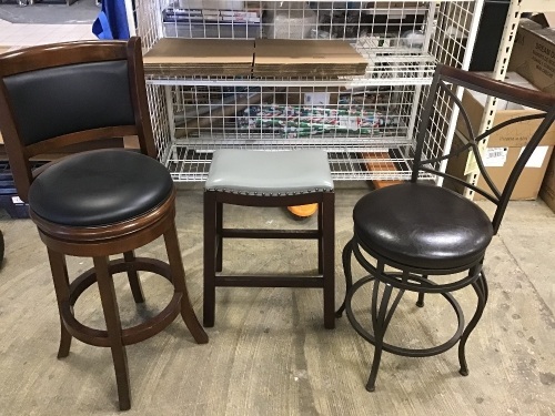 Lot of (3) Chairs - Appear New - Lot 1081