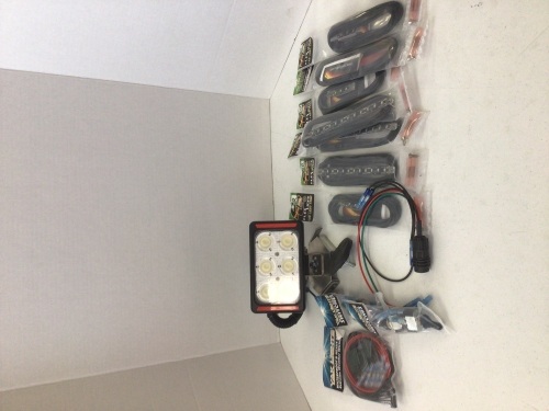 Yak Lights Full Light Kit, Appears New - Lot 441