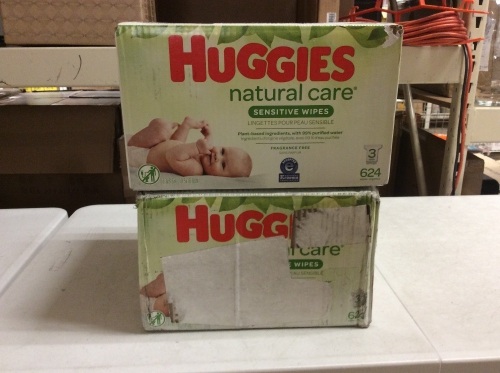Lot of (2) Huggies Natural Care Sensitive Baby Wipes, 3 Refill Packs - New/Damaged Box - Lot 1029