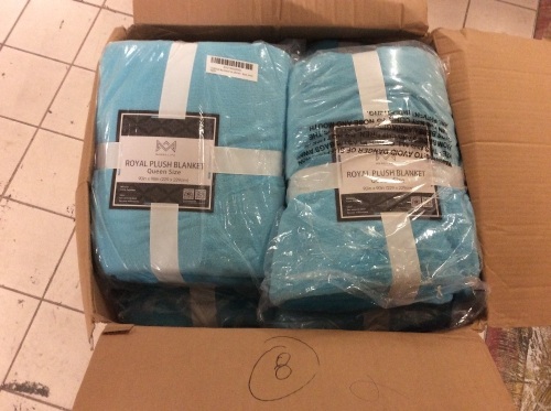 Lot of (8) Royal Plush Blue Throw Blankets, Queen - New  - Lot 1340