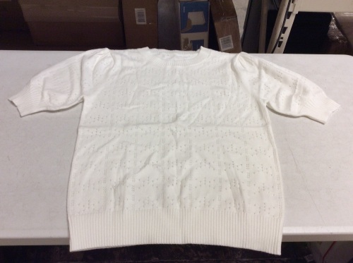 Womens Fall Crew Neck Puff Sleeve Lightweight Sweater Blouse, Large - Appears New  - Lot 864