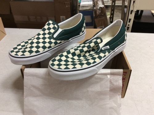Vans Mens Classic Slip-On Shoes, Size 8.5 - Appear New - Lot 297