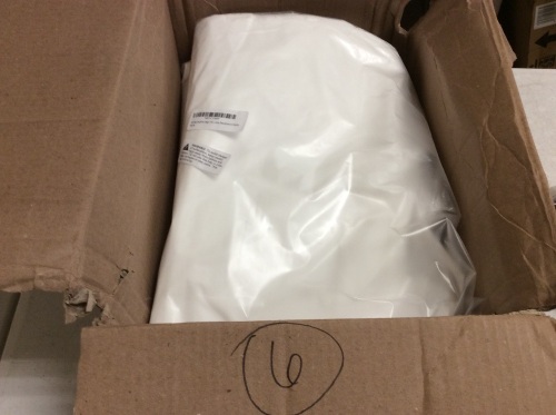 Lot of (6) 100 Count Merchandise Bags 15x18 White, Die Cut Handles, Gusset, 1.25 Mil. Strong, Durable, and Tear Resistant  - New - Lot 116