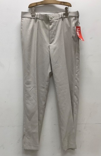PGA Tour Mens Golf Pants, 34x29, New with Tags