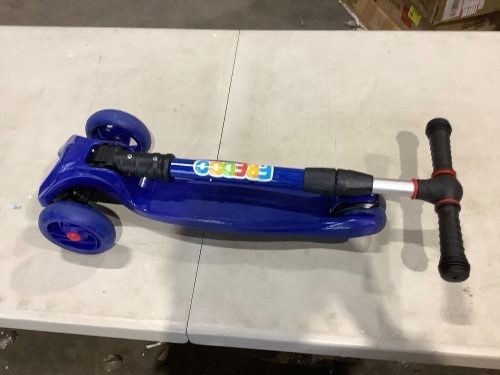 Freddo Toys 3-Wheels Kick Scooter - Lot 752