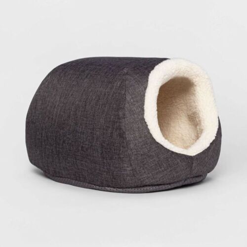 Case of (2) Boots & Barkley Pet Cave Bed, XS  - Lot 482