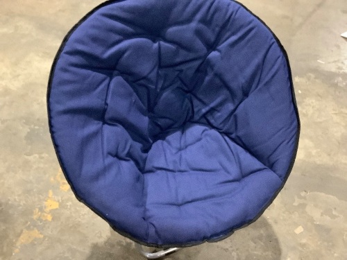 Saucer Chair - Lot 828