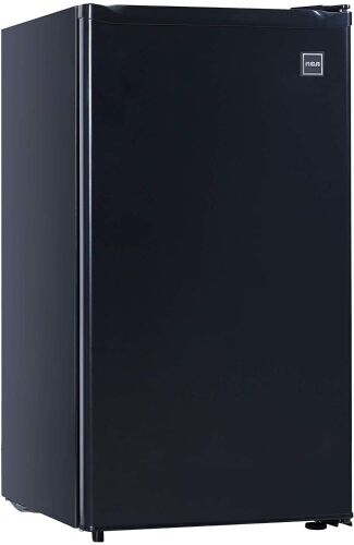 RCA Mini Refrigerator, 3.2 Cu Ft Fridge, Black - Dented Corner - Lot 34