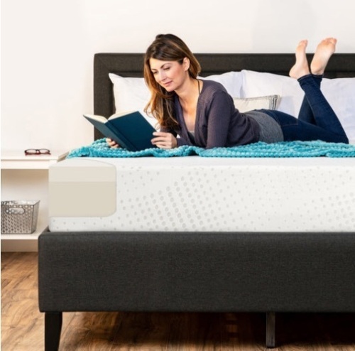 10in Dual Layered Memory Foam Mattress w/ CertiPUR-US Certified Foam, Queen - Lot 135
