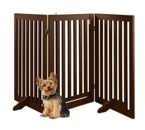 31.5in 3-Panel Freestanding Wooden Pet Gate w/ Door, Support Feet, Espresso - Lot 158