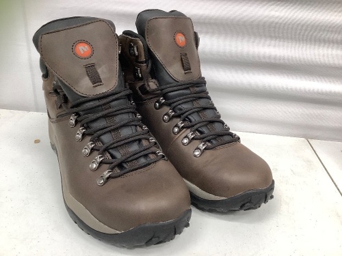 Merrell Mens Boots, 9, Appears New, Retail 144.99 - Lot 281