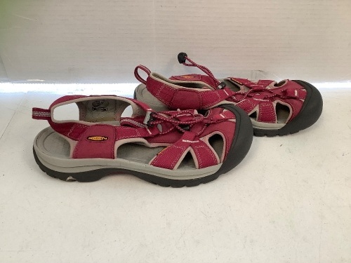Keen Womens Sandals, 9, E-Commerce Return, Retail 119.99 - Lot 398