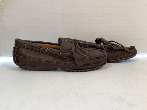 Minnetonka Mens Leather Moccasins, 10, Appears new, Retail 99.95 - Lot 393