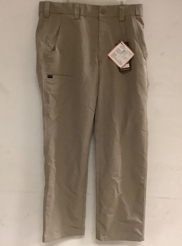 5.11 Mens Pants, 32x30, New, Retail 39.99 - Lot 519