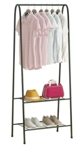 Portable Garment Rack, May Vary From Stock Photo, Appears New, Retail 36.99 - Lot 602
