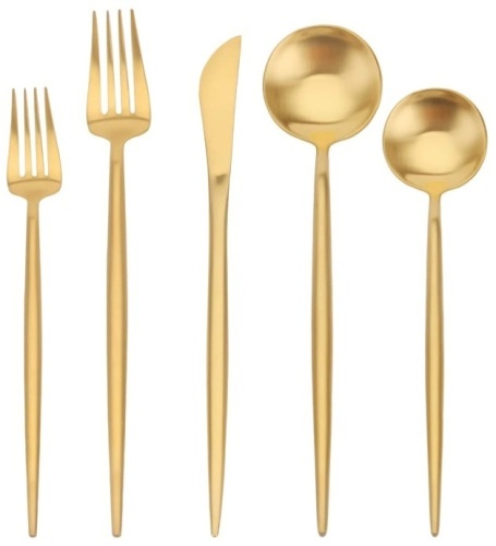 Fameware Flatware Set, Appears new, Retail 59.99 - Lot 385