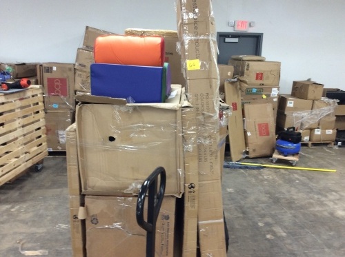 Salvage Pallet *Items Will be Broken or Missing - Lot 66