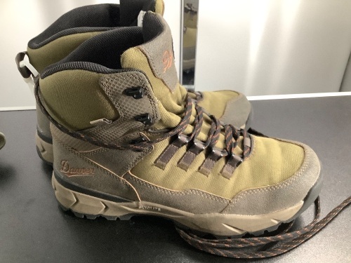 Danner Vital Trail Men's Shoes, 10.5, Ecommerce Return - Lot 230
