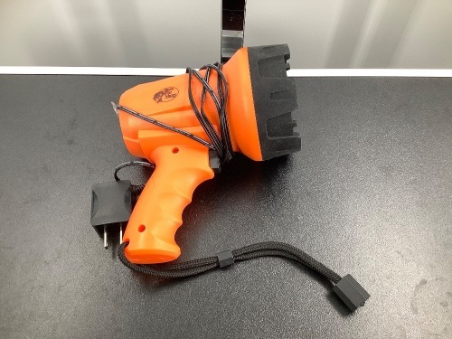 Rechargeable LED Floating Spotlight, Powers On, Ecommerce Return - Lot 268