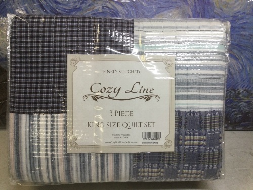 Cozy Line 3 Piece King Size Quilt Set - Appears New - Lot 894