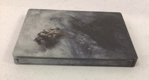 Skyrim Special Edition Steelbook Case, E-Commerce Return - Lot 403