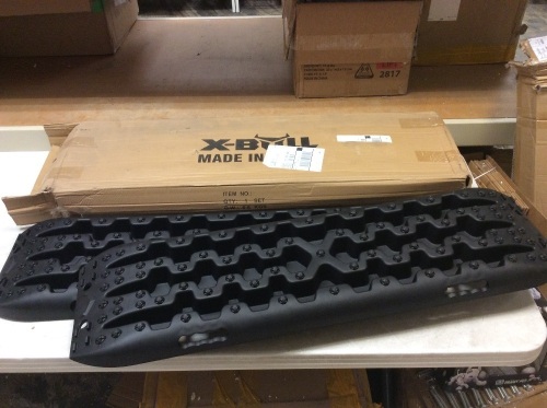 XBULL Recovery Tracks, Set of 2 - New - Lot 876