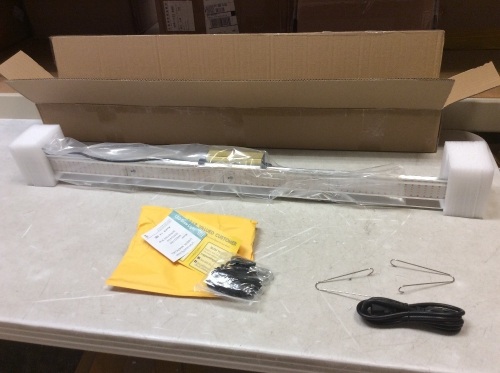 White Rose LED Grow Light - New  - Lot 1322