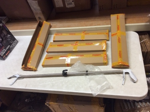Lot of (5) Professional Collapsible Snake Handling Tool with Zigzag Wide Jaw - New  - Lot 258