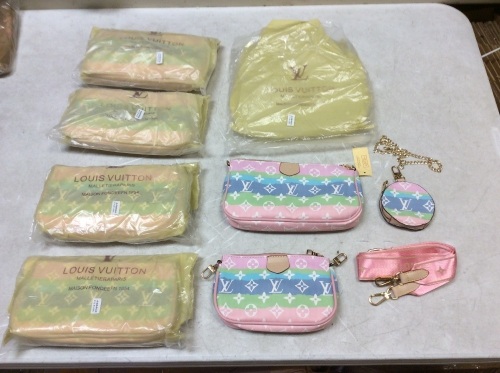 Lot of (5) Multicolor Crossbody, Cluch and Coin Purse Sets - Appear New  - Lot 1030