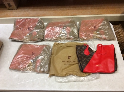 Lot of (5) Red/Brown Patterned Purses - Appear New - Lot 875