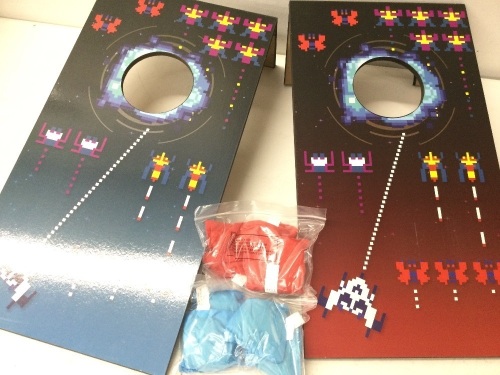 ec-Tek Table Top Bean Bag Toss Set,APPEARS NEW