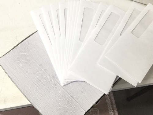 LEFT WINDOW EASY CLOSE ENVELOPES WHITE WOVE,APPEARS NEW