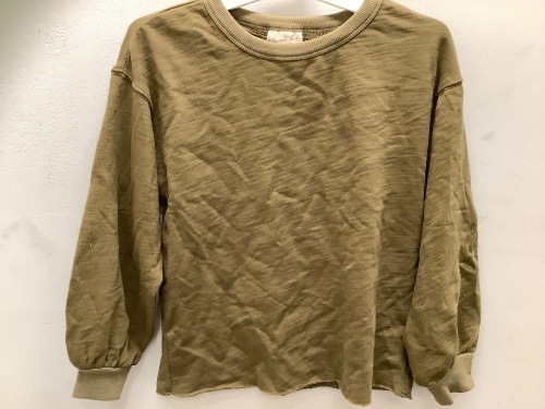 Universal Thread Sweater, E-Commerce Return  - Lot 240