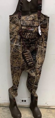 Men's Bibs, 11/44, New - Lot 118
