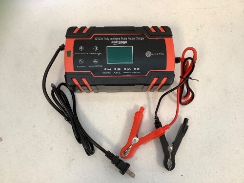 Pulse Repair Battery Charger, Powers Up, E-Comm Return, Retail $30.00 - Lot 362