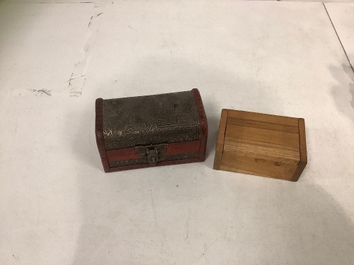 Lot of (2) Small Treasure Chests, E-Commerce Return - Lot 453