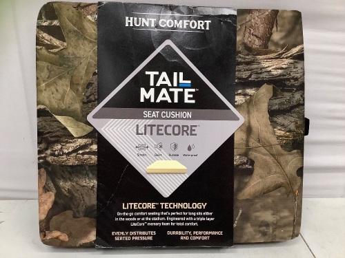 Tail Mate Seat Cushion, Appears New, Retail $40.00 - Lot 581
