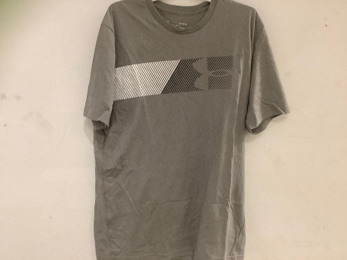 Under Armour Mens T Shirt, L, Appears new, Retail 25.00 - Lot 463