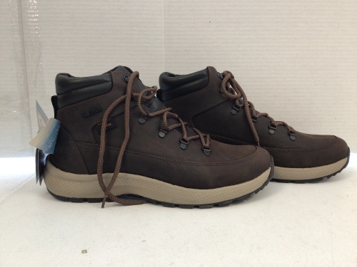 Macboot Shoes, Unsure if Mens or Womens, 11.5, Appears new - Lot 313