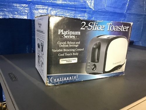 Continental 2 Slice Extra Wide Slot Toaster, Stainless Steel, New, Retail - $24.99 - Lot 17