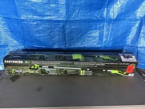Earthwise 20V Cordless 20" Pole Hedge trimmer, Like New, Retail - $109.99 - Lot 144